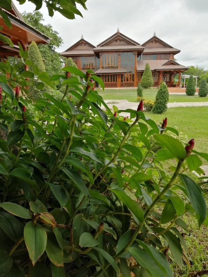 Baan Maneekan Сукотаи Экстерьер фото
